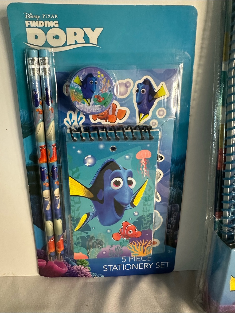 Disney Finding Dory Blue Stationery Set with Aqua Snack Box and Bottle - Picture 3 of 5